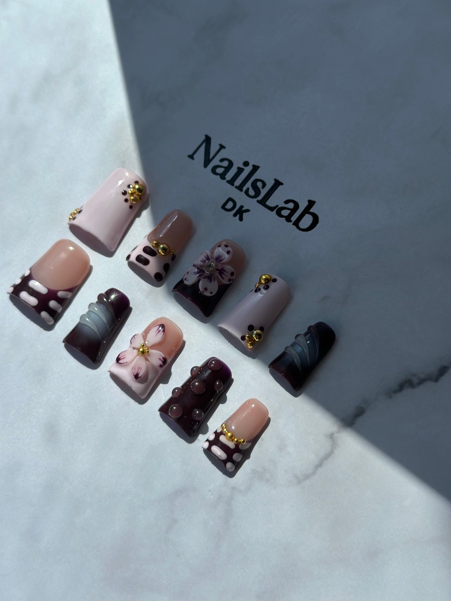 Bloom & Berry – Duck Nails